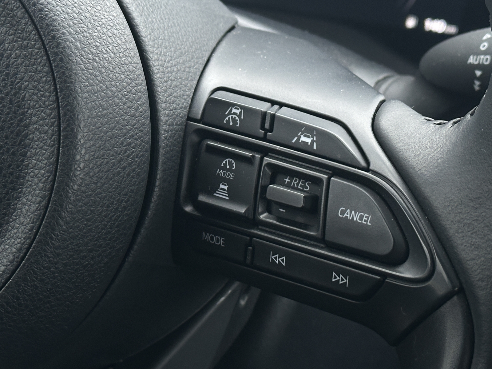 Mazda 2 Hybrid Homura