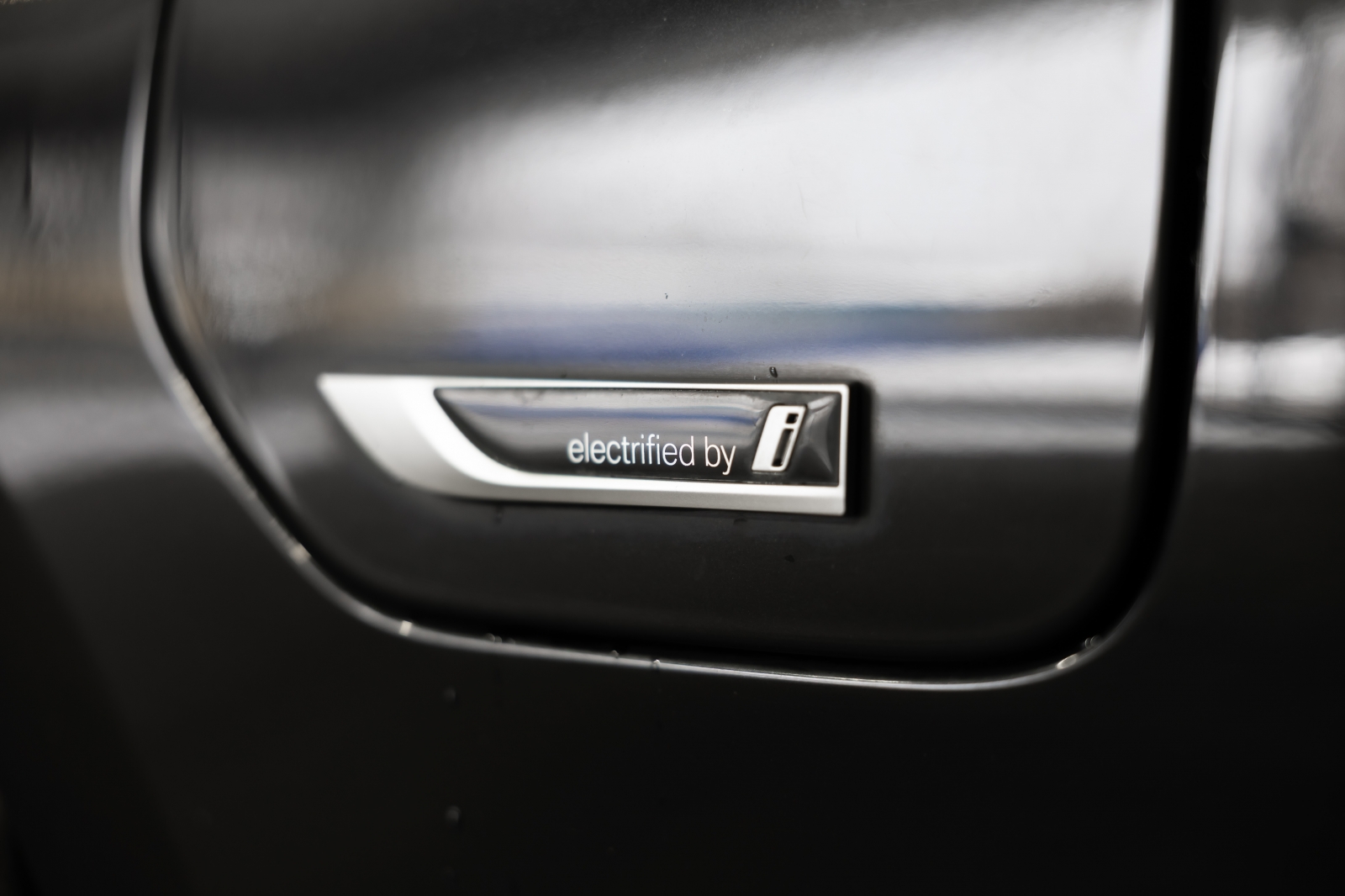 BMW 330 e