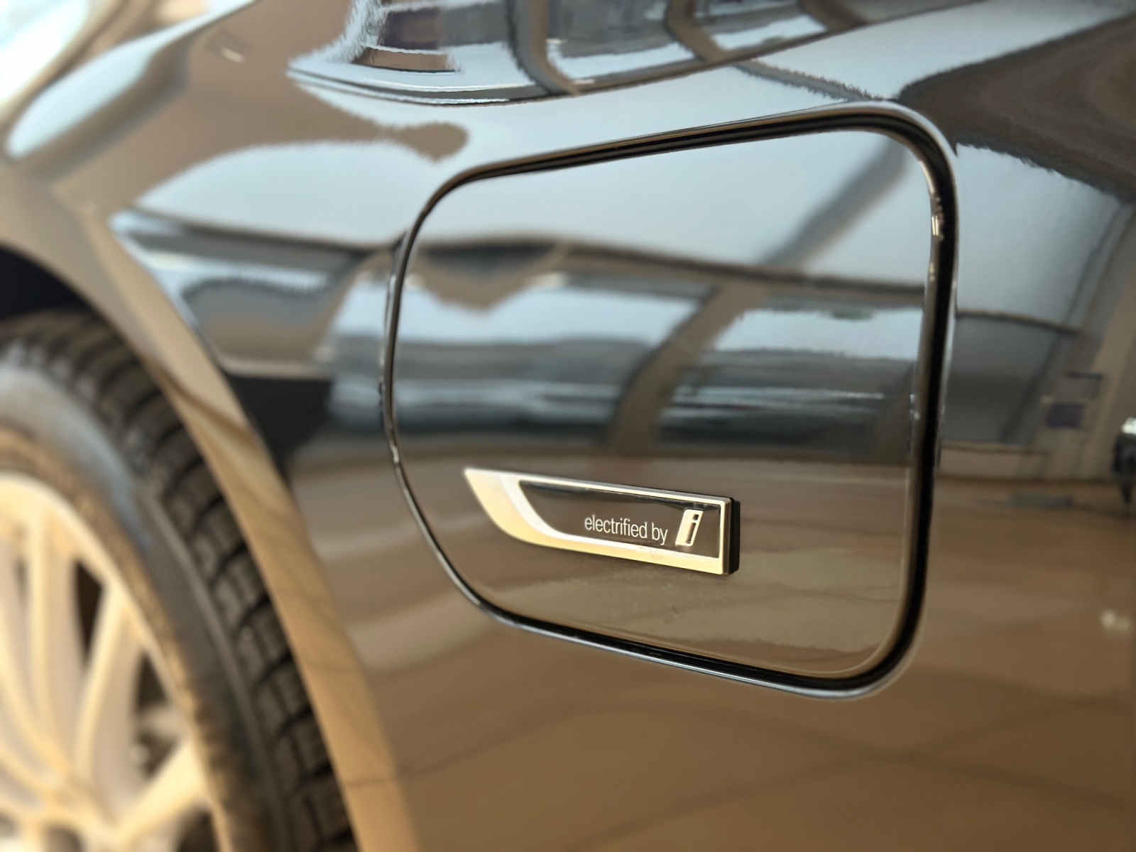 BMW 530 BMW 530e Touring