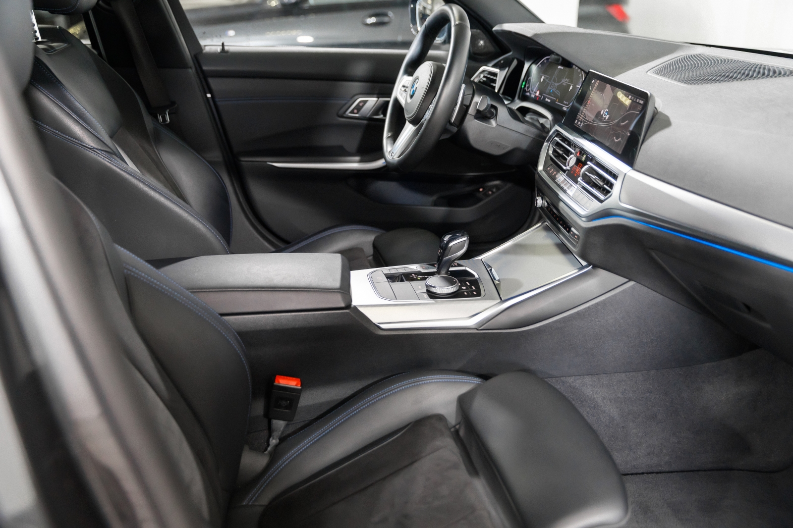BMW 330 e