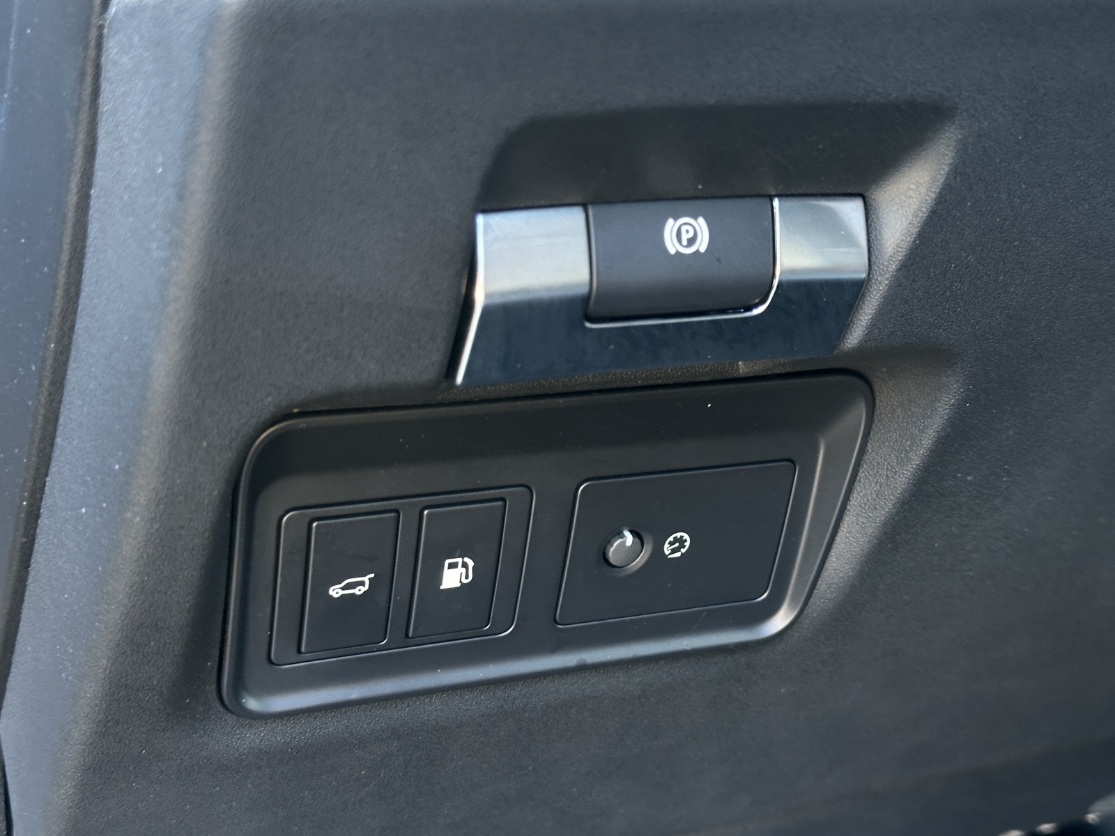 Land Rover Range Rover Evoque P300E Plug-In Hybrid AWD R-Dynamic SE