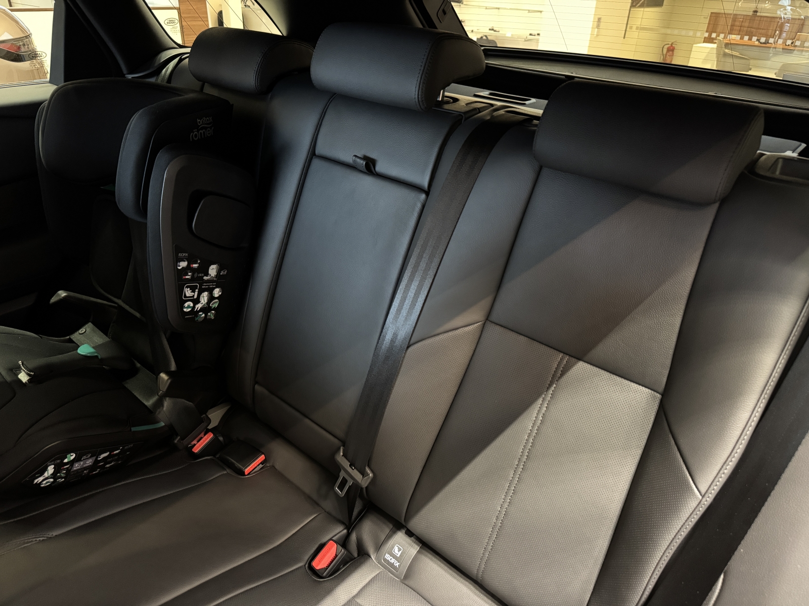 Land Rover Range Rover Velar Dynamic SE D300 MHEV