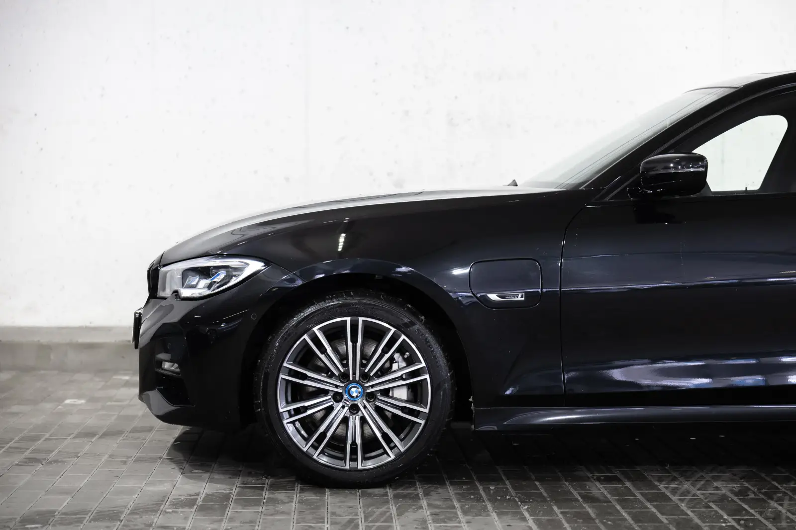 BMW 330 e