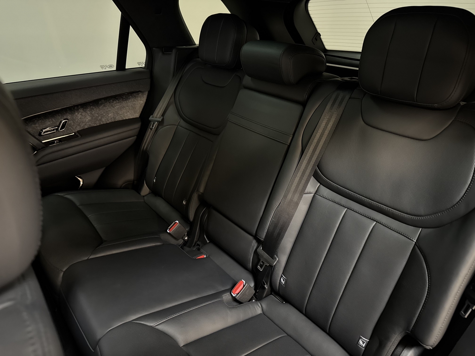 Land Rover Range Rover Sport First Edition