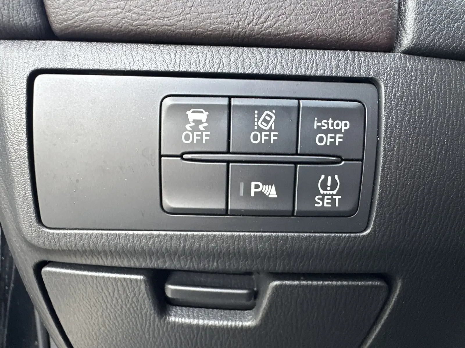 81c480c0b333463ebae19aa1960ebd996a855fce8e7a4.jpg