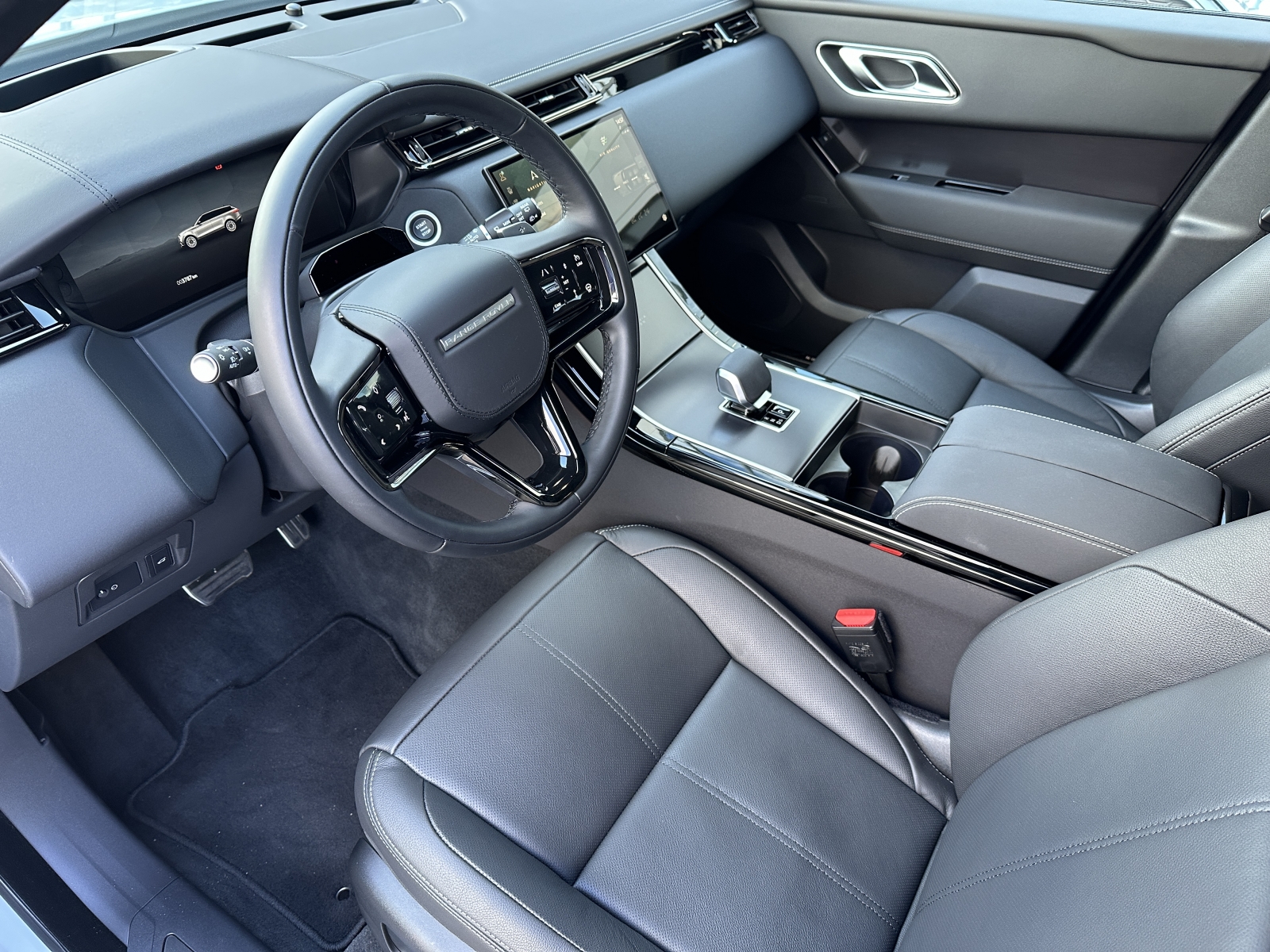 Land Rover Range Rover Velar P400 Belgravia Edition