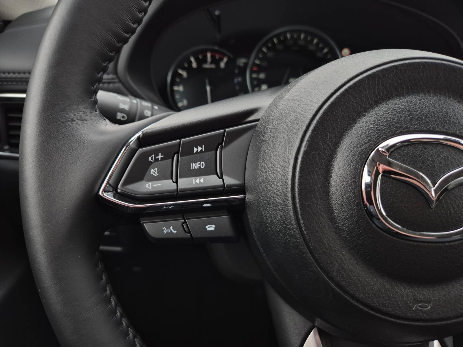 Toyota RAV4 Newground