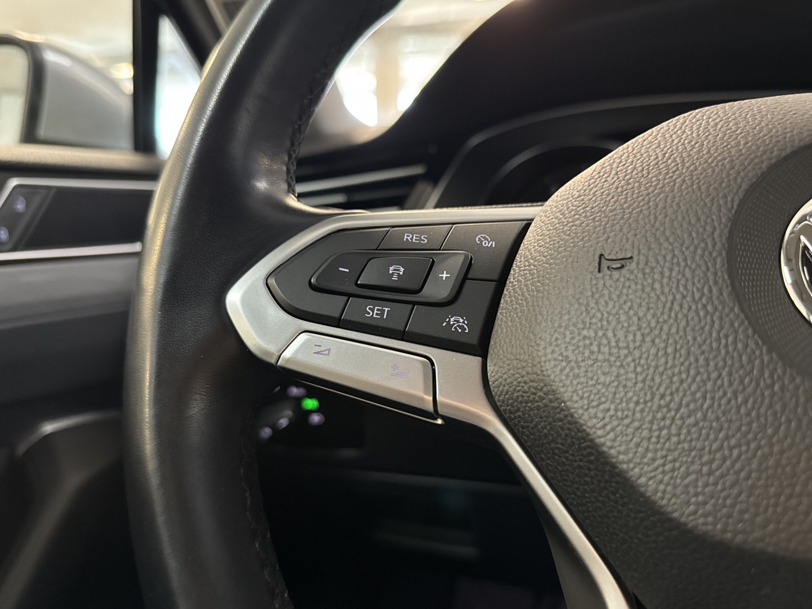 Volkswagen Passat (B8) Comfort Line 4D