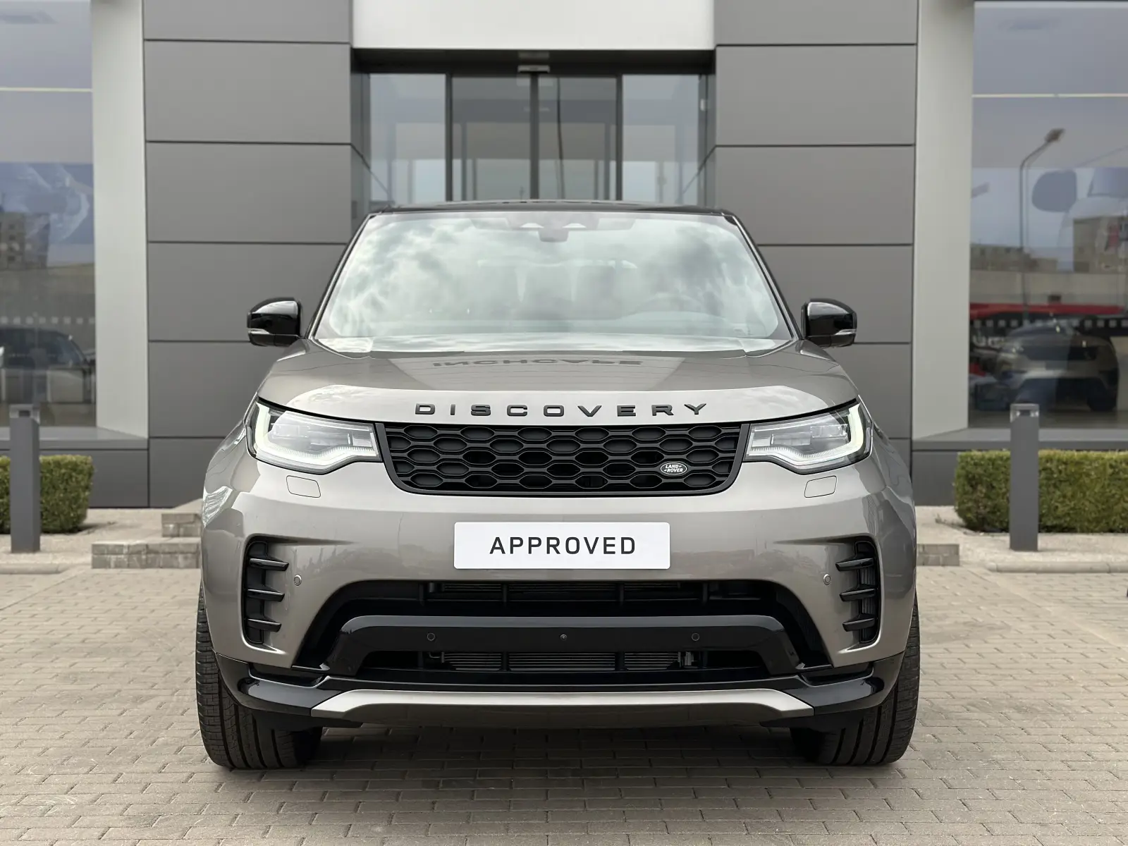 Land Rover Discovery D350 Dynamic HSE