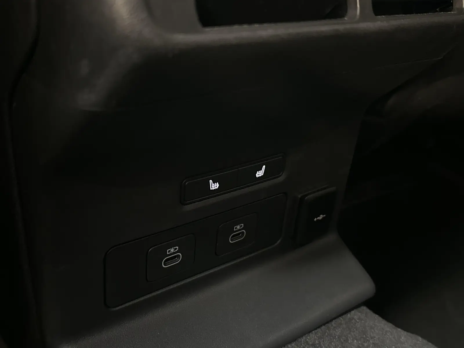 Land Rover Range Rover Velar D200 DYNAMIC SE