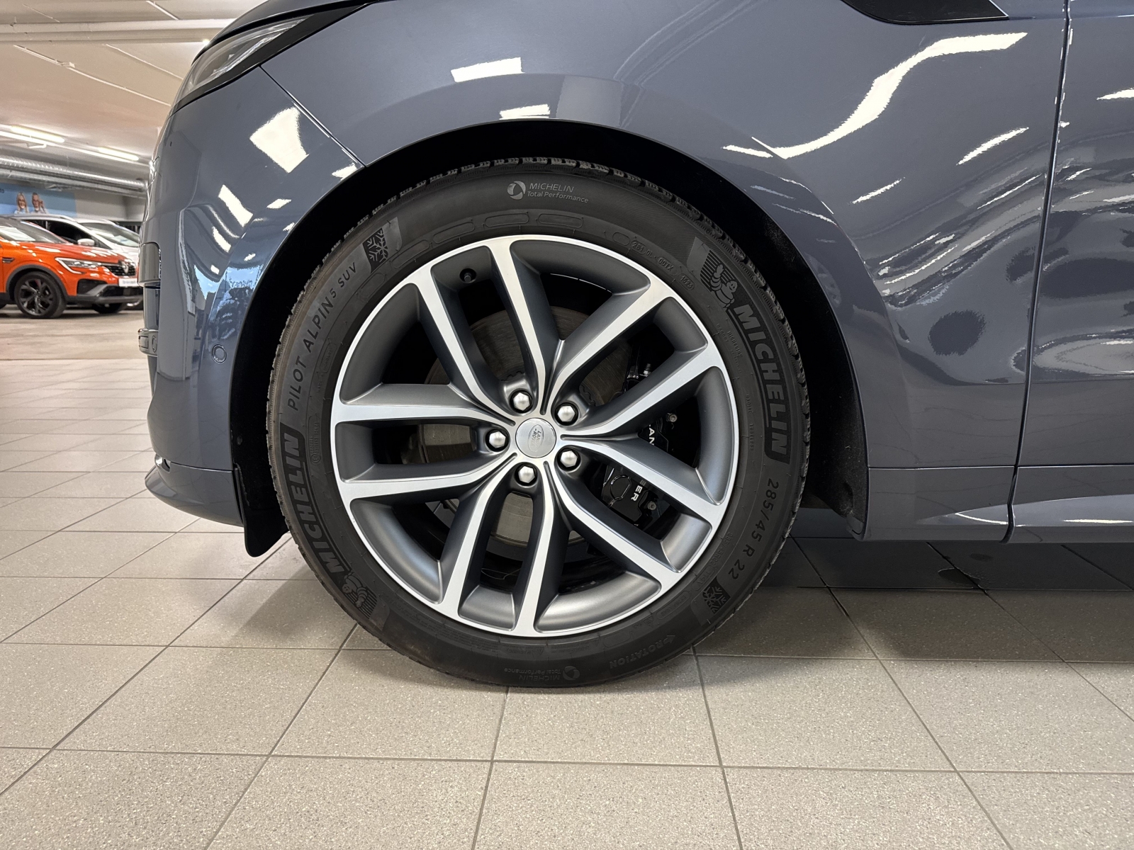 Land Rover Range Rover Sport First Edition