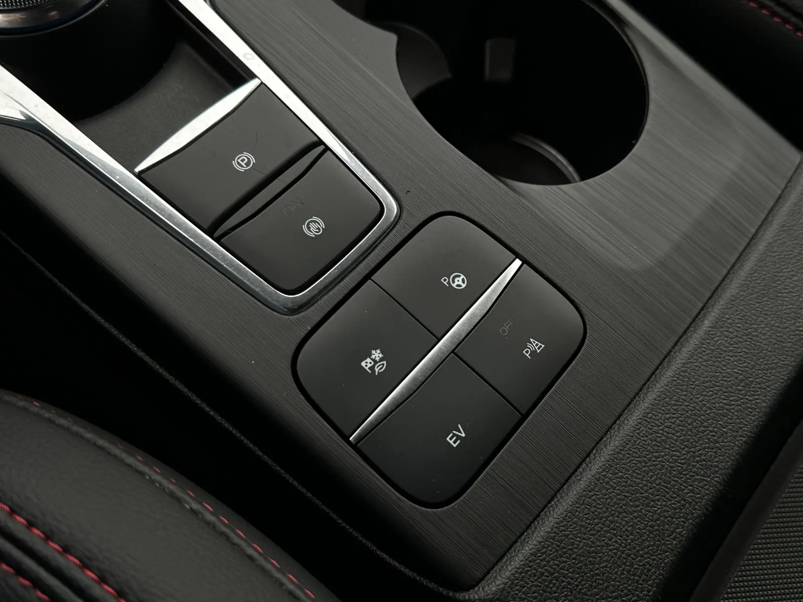 Ford Kuga ST-Line X Plug-In Hybrid