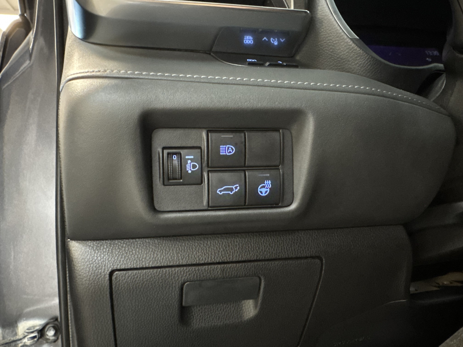 Toyota Highlander Luxury Hybrid