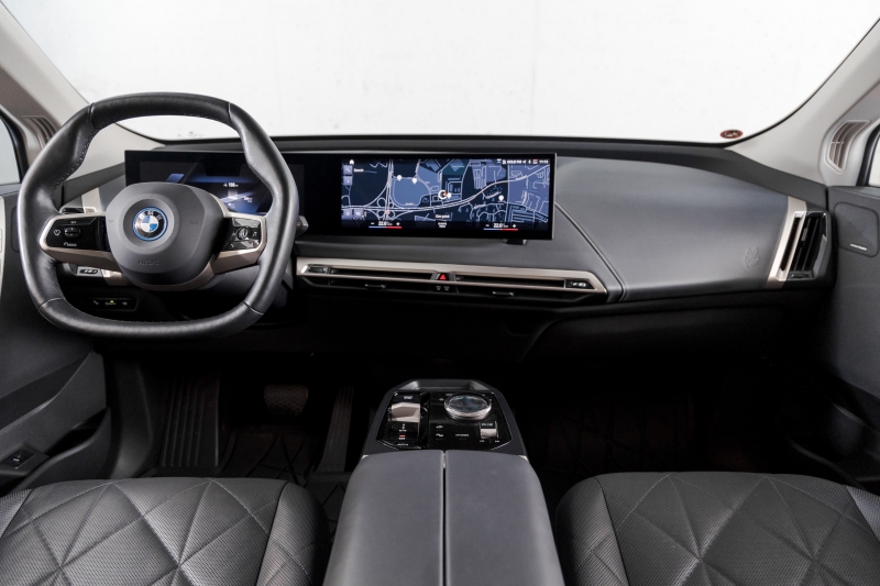 BMW iX xDrive40