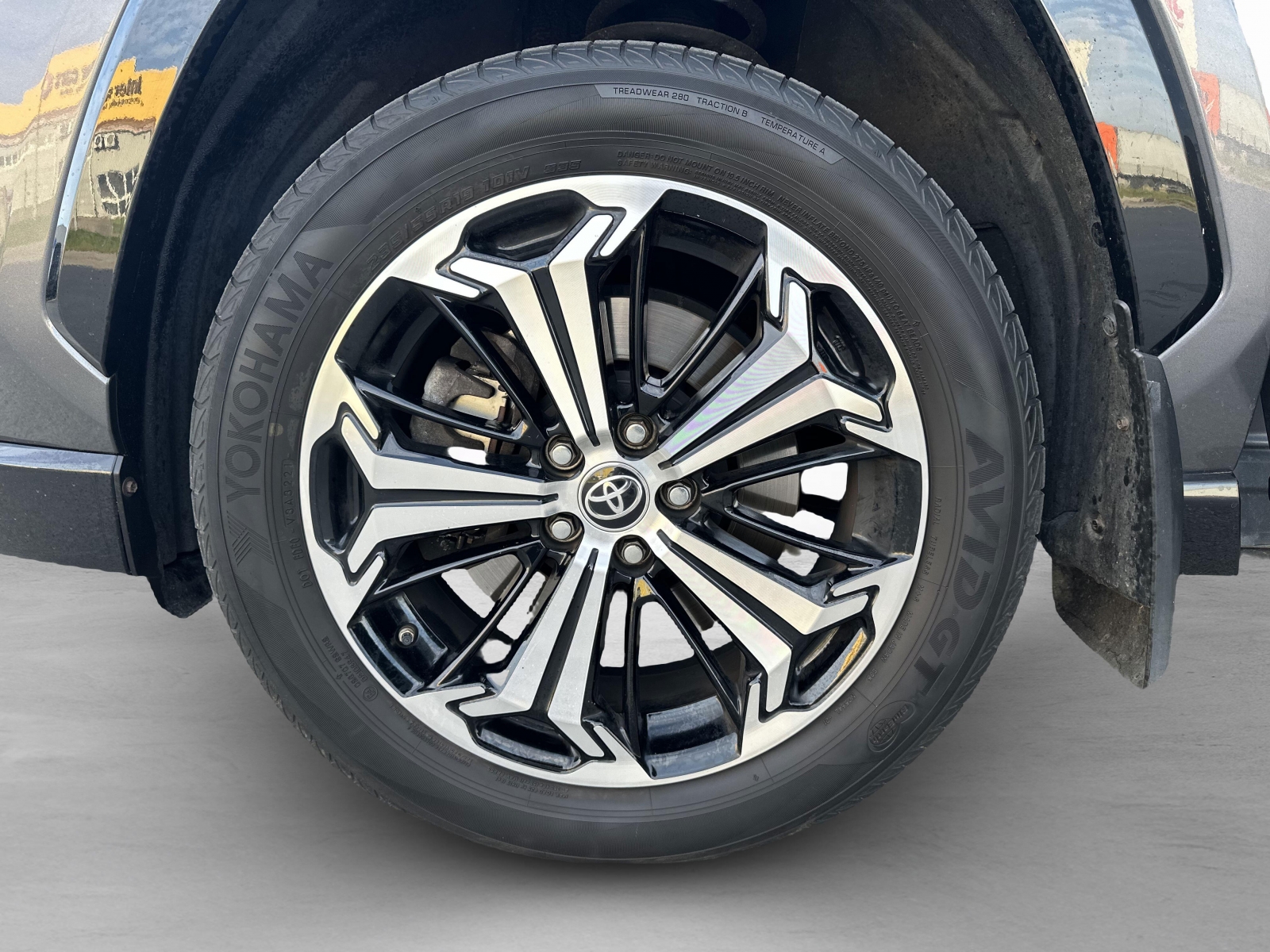 Toyota RAV4 R PHEV Plug-in Hybrid