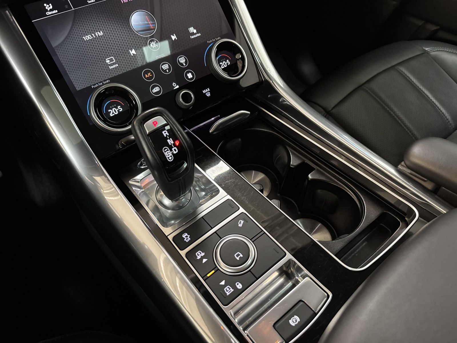 Land Rover Range Rover Sport HSE Dynamic MHEV