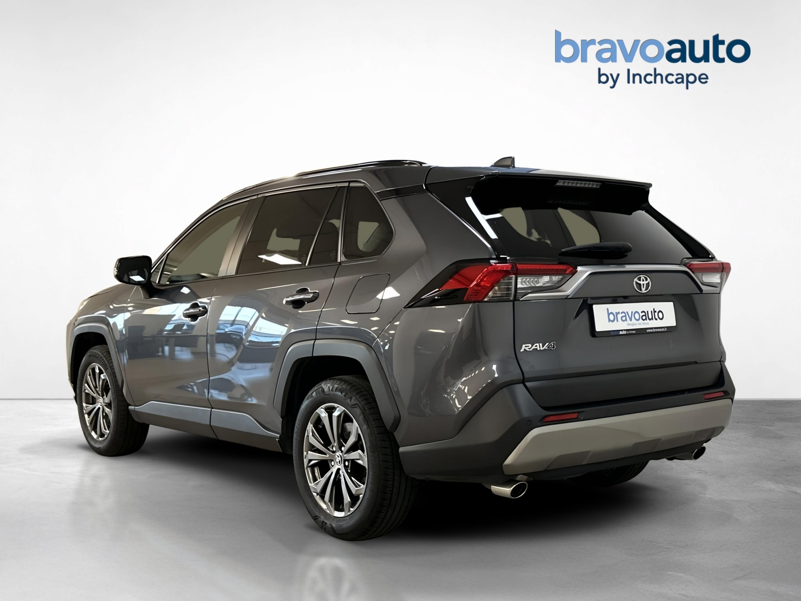Toyota RAV4 Luxury Plus