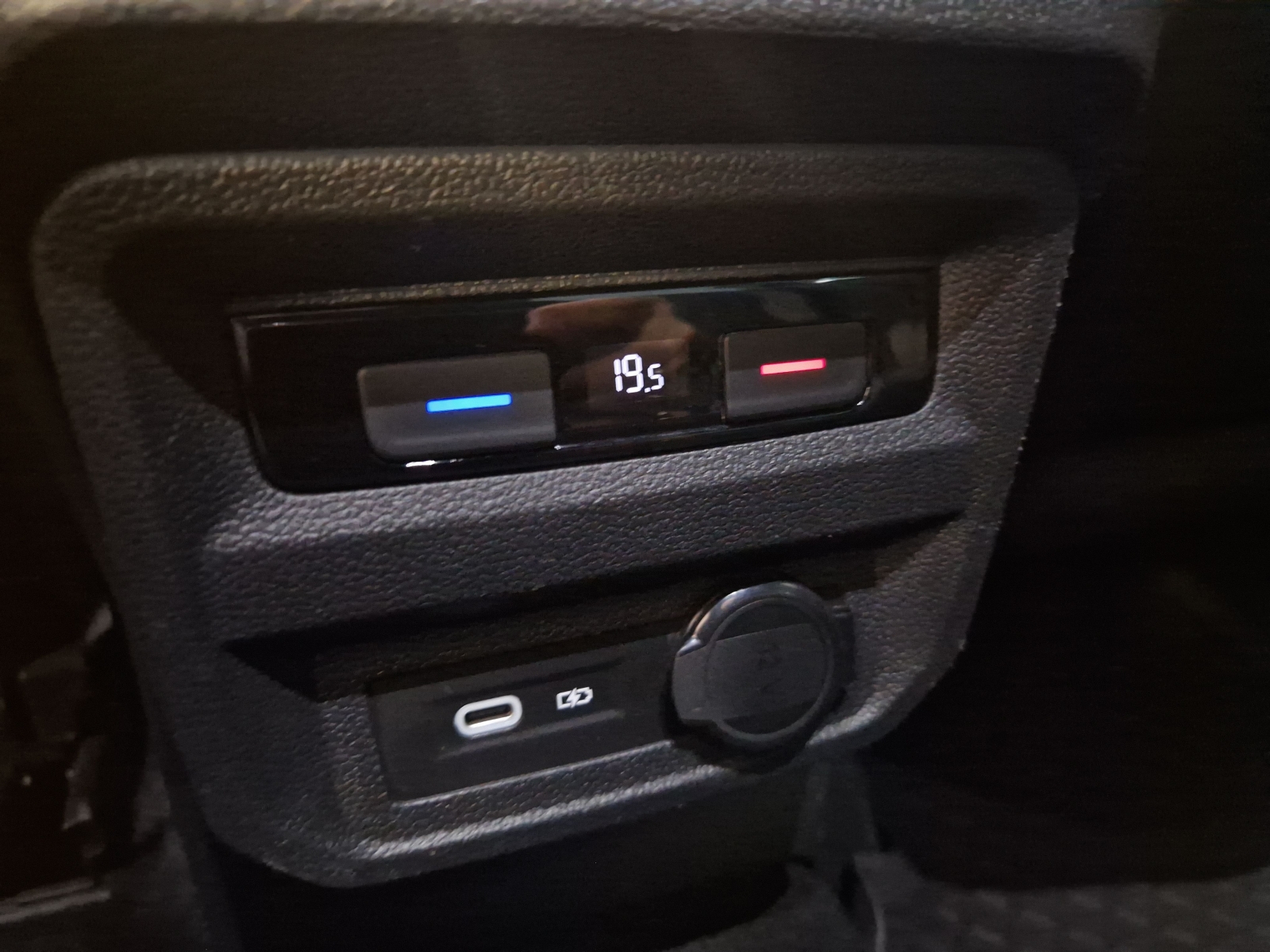 Volkswagen Tiguan 4Motion R-Line
