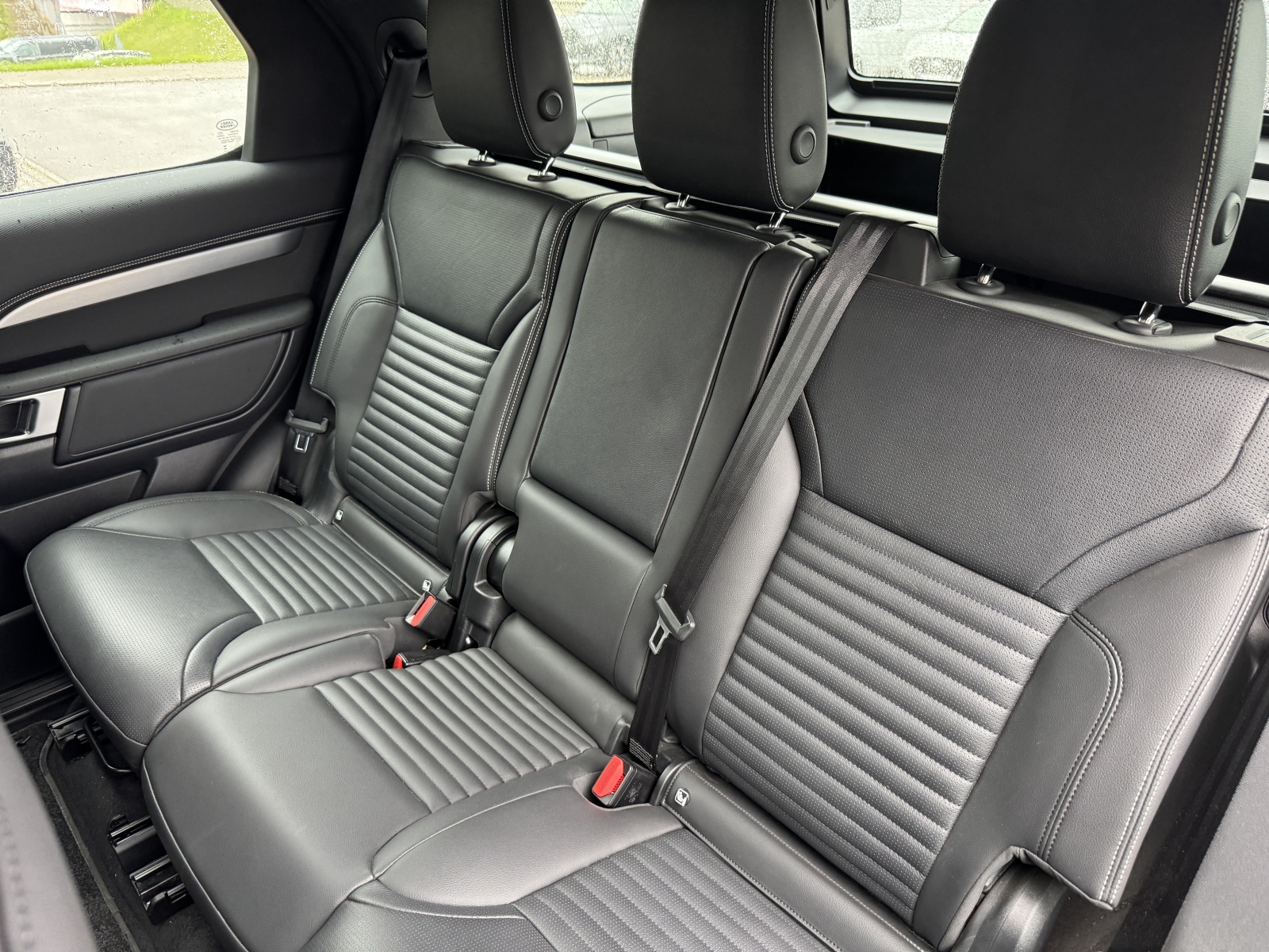 Land Rover Discovery D250 Dynamic SE 3.0
