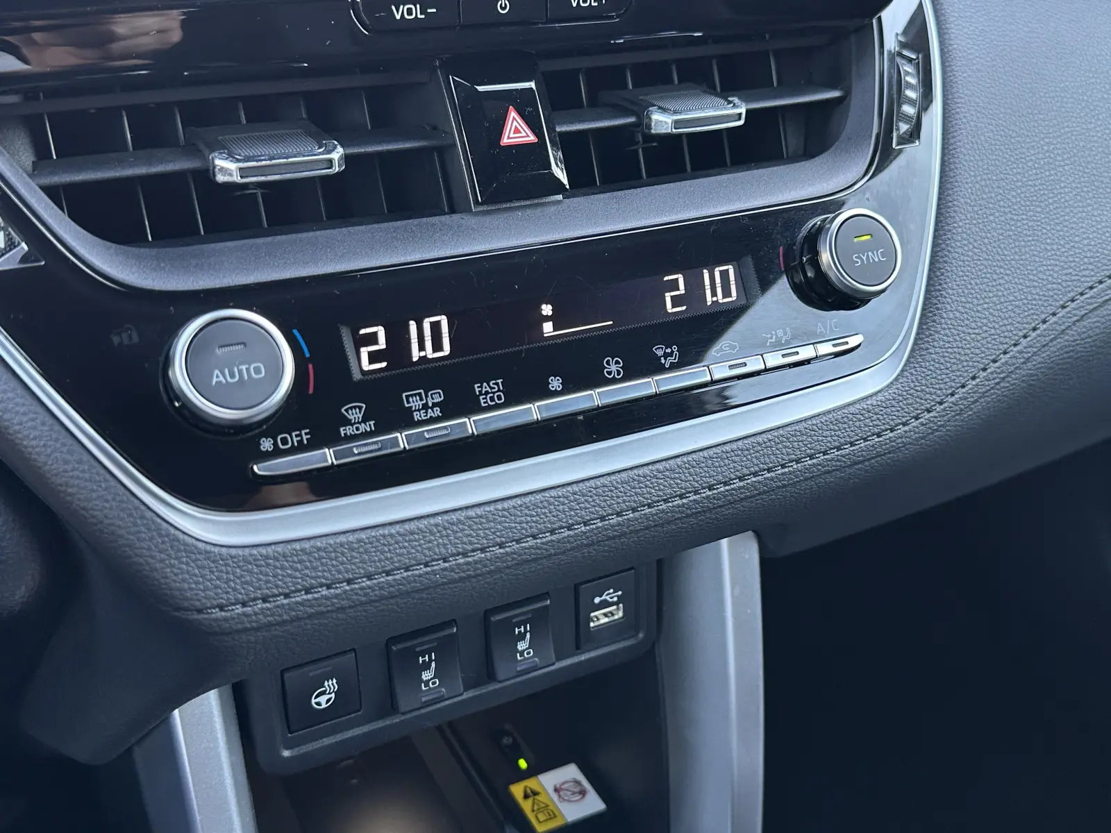 c230f5cc7d64d98108e88bd93f71f1ee6a70af273a3ca.jpg