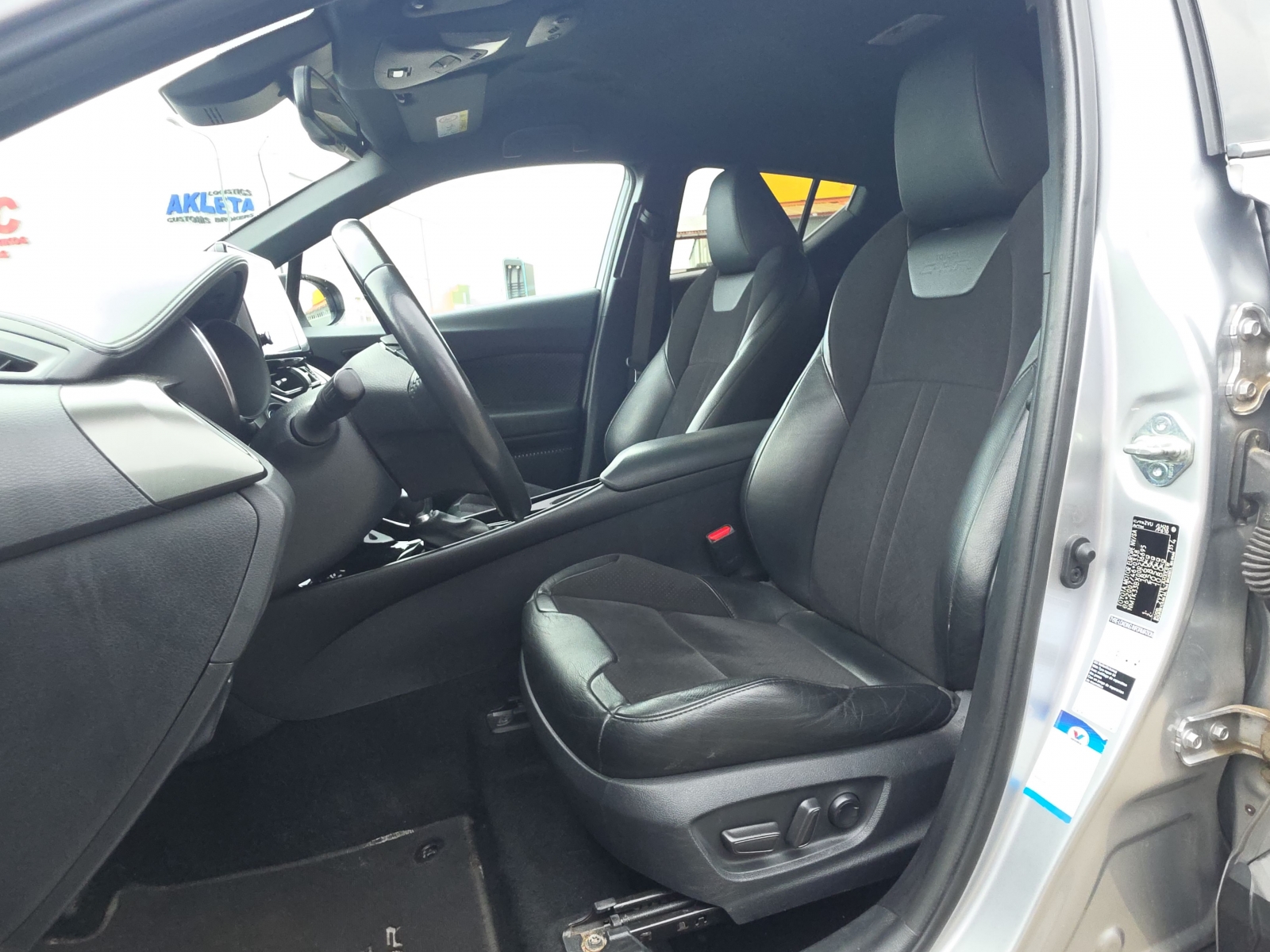 Toyota C-HR Hybrid