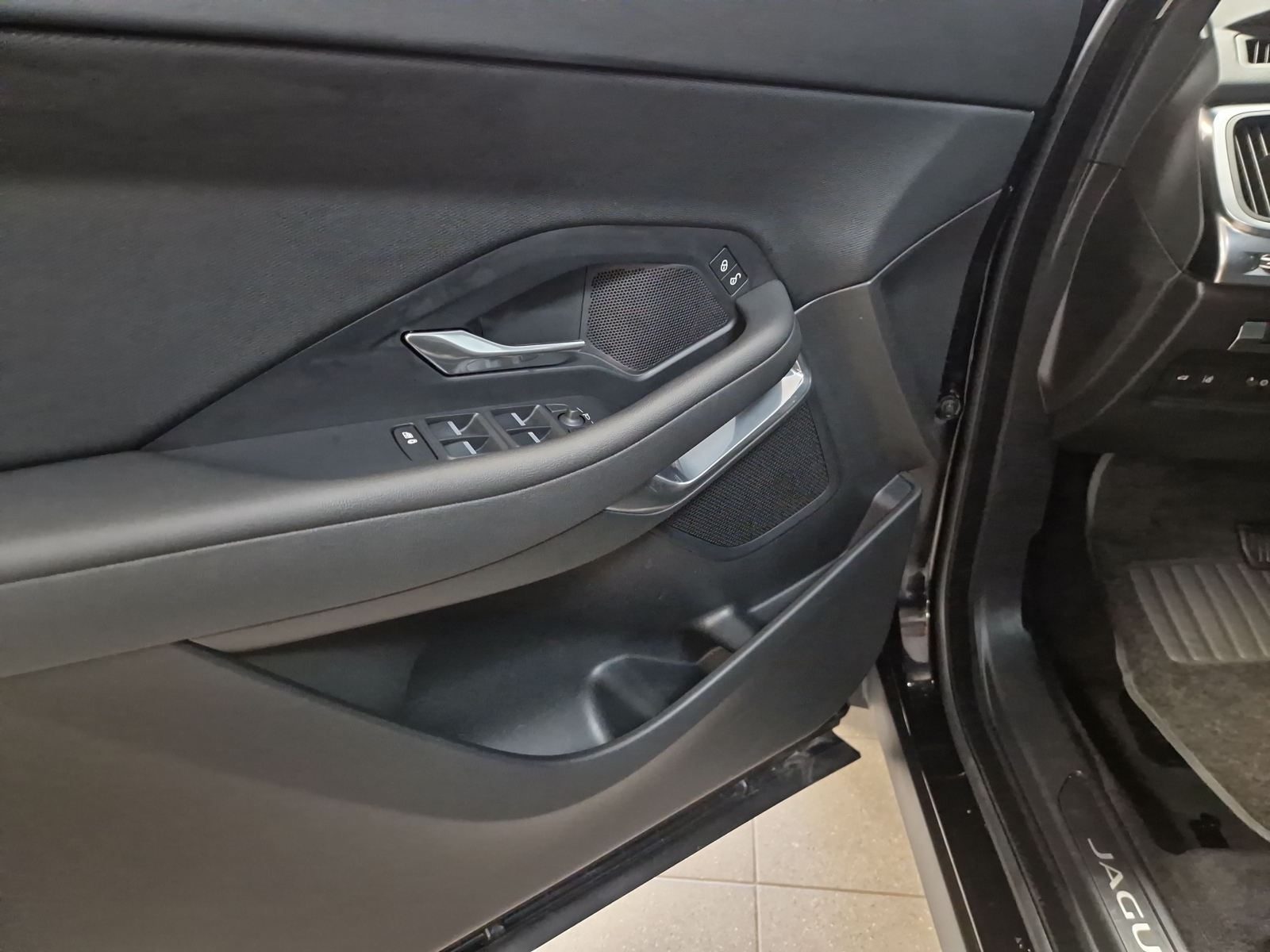 Jaguar E-Pace AWD 1.5