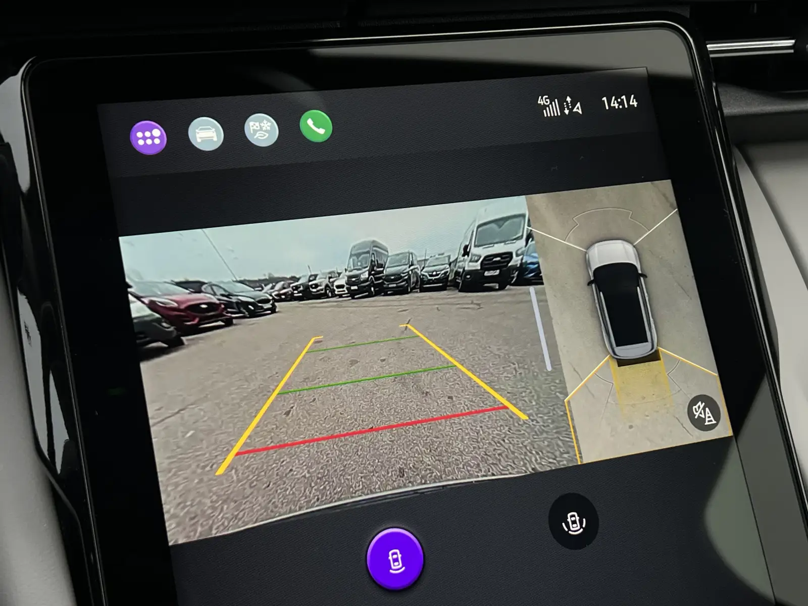 Ford Explorer Premium Extended Range AWD