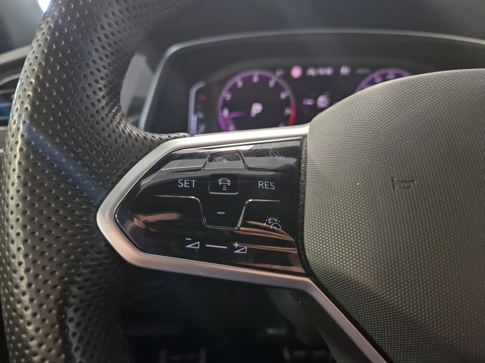 Volkswagen Tiguan 4Motion R-Line