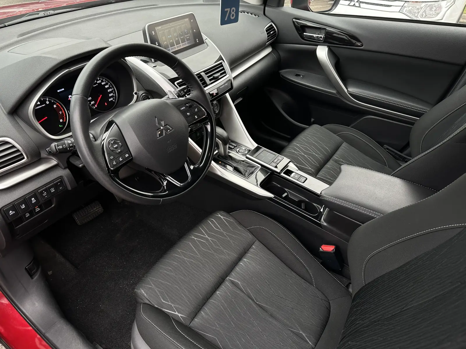 Mitsubishi Eclipse Cross Intense 4WD