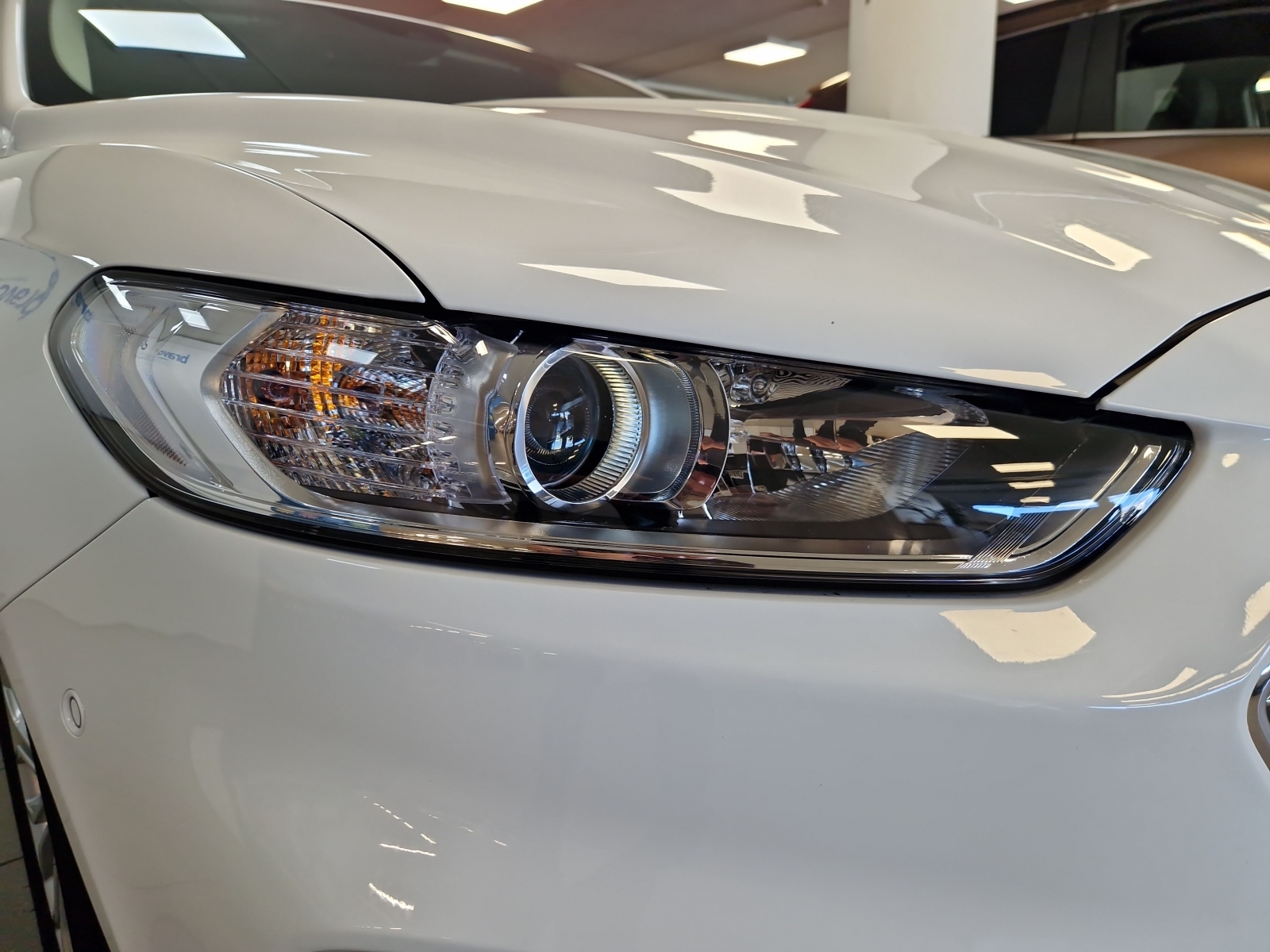 Ford Mondeo Titanium SW Hybrid