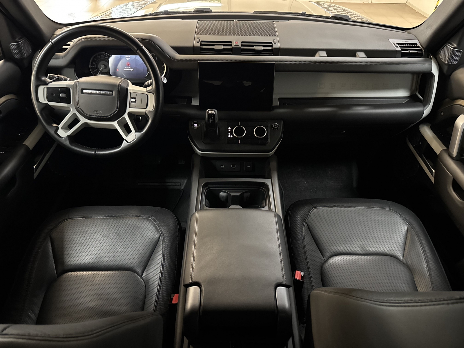 Land Rover Defender 110 D300 MHEV X-Dynamic SE