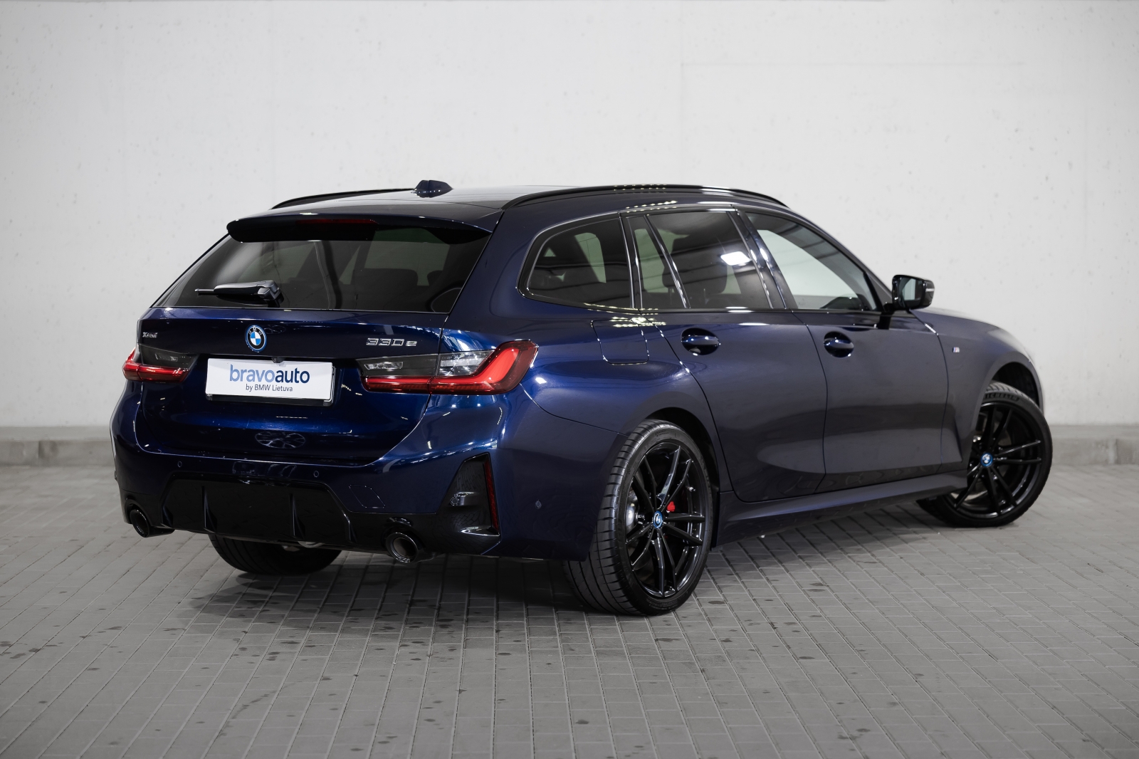 BMW 330 e xDrive