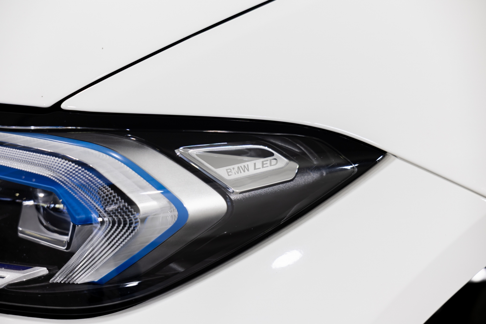 BMW 330 e