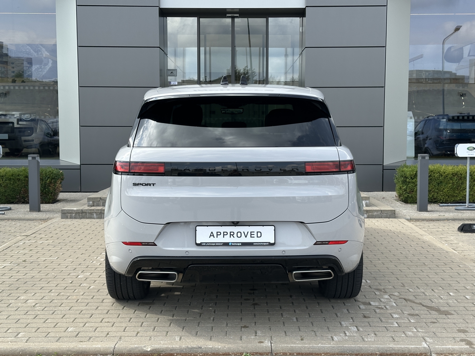 Land Rover Range Rover Sport PHEV DYNAMIC HSE