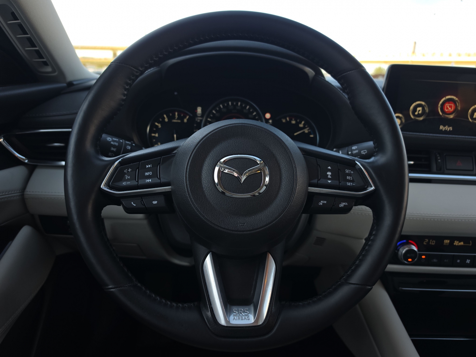 Mazda 6 Luxury