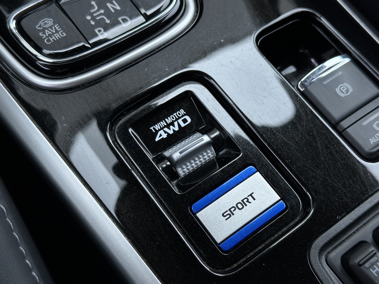 Mitsubishi Outlander Plug-In Hybrid 4WD