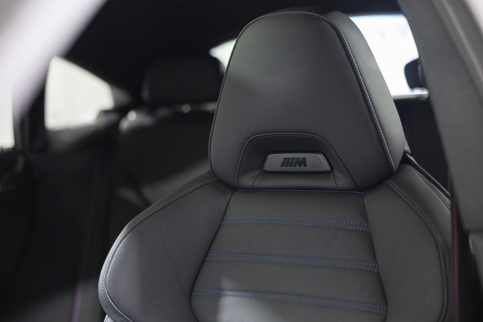 BMW i4 M50