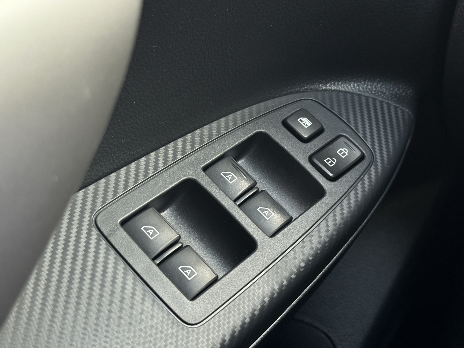 Mitsubishi Eclipse Cross Plug-In Hybrid 4WD