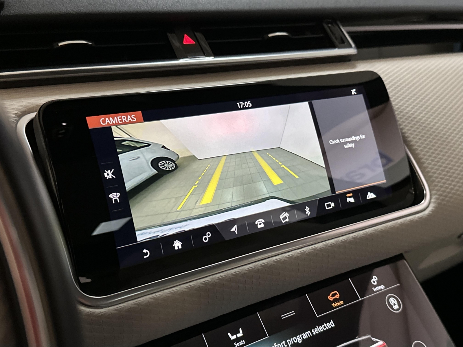 Land Rover Range Rover Velar R-Dynamic S