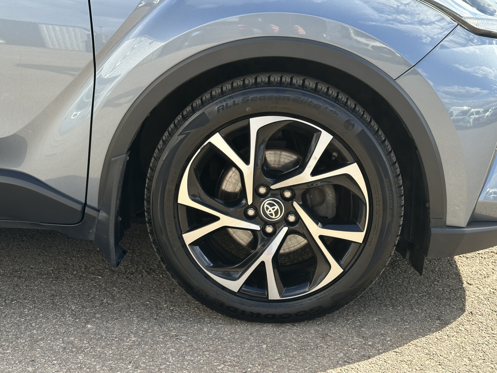 Toyota C-HR Hybrid