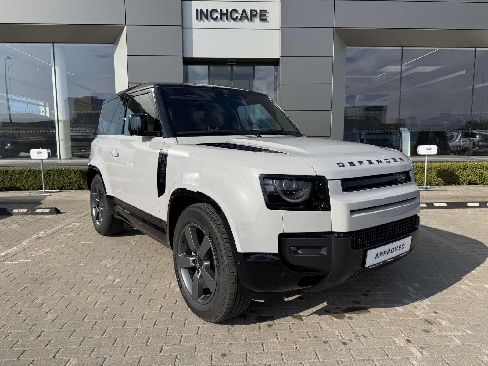 Land Rover Defender 90 3.0 D250 3DR X-Dynamic HSE