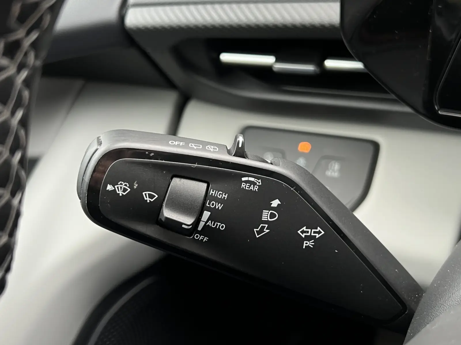 Ford Explorer Premium Extended Range AWD