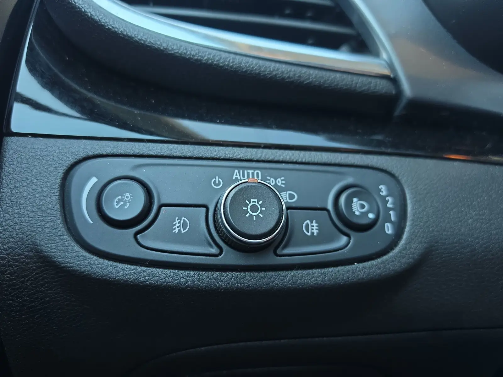 df6e6e95ef27f48058a8db1566bc37036abf77d223c8e.jpg