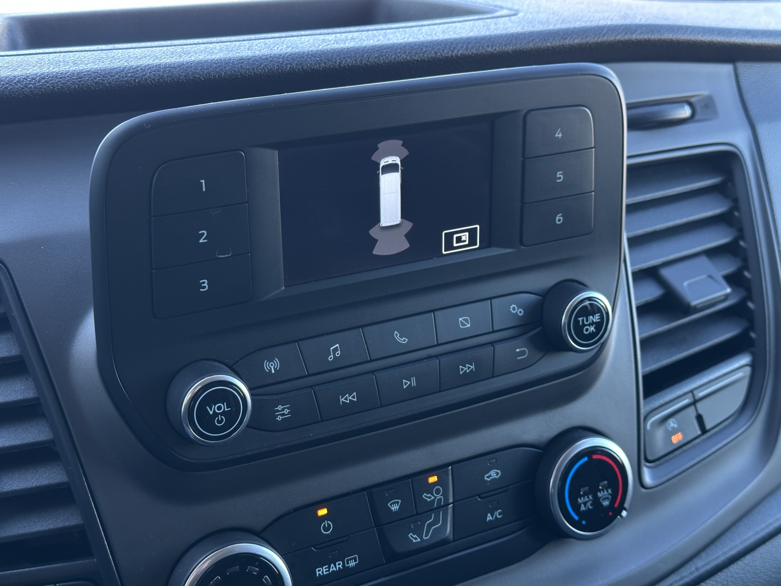 Ford Transit Custom Trend 320 LWB