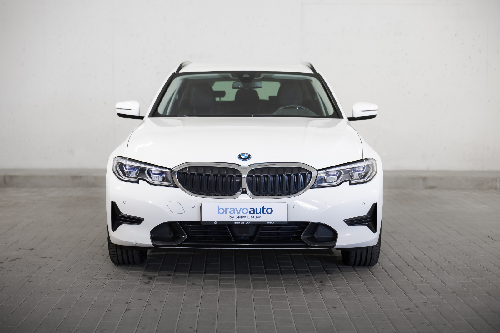BMW 330 e xDrive