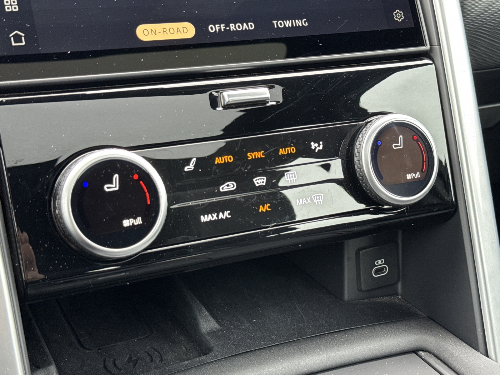 Land Rover Discovery D250 Dynamic SE 3.0