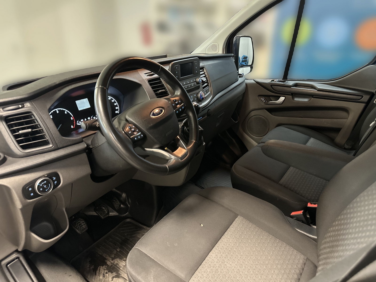 Ford Transit Custom Kombi Trend 320