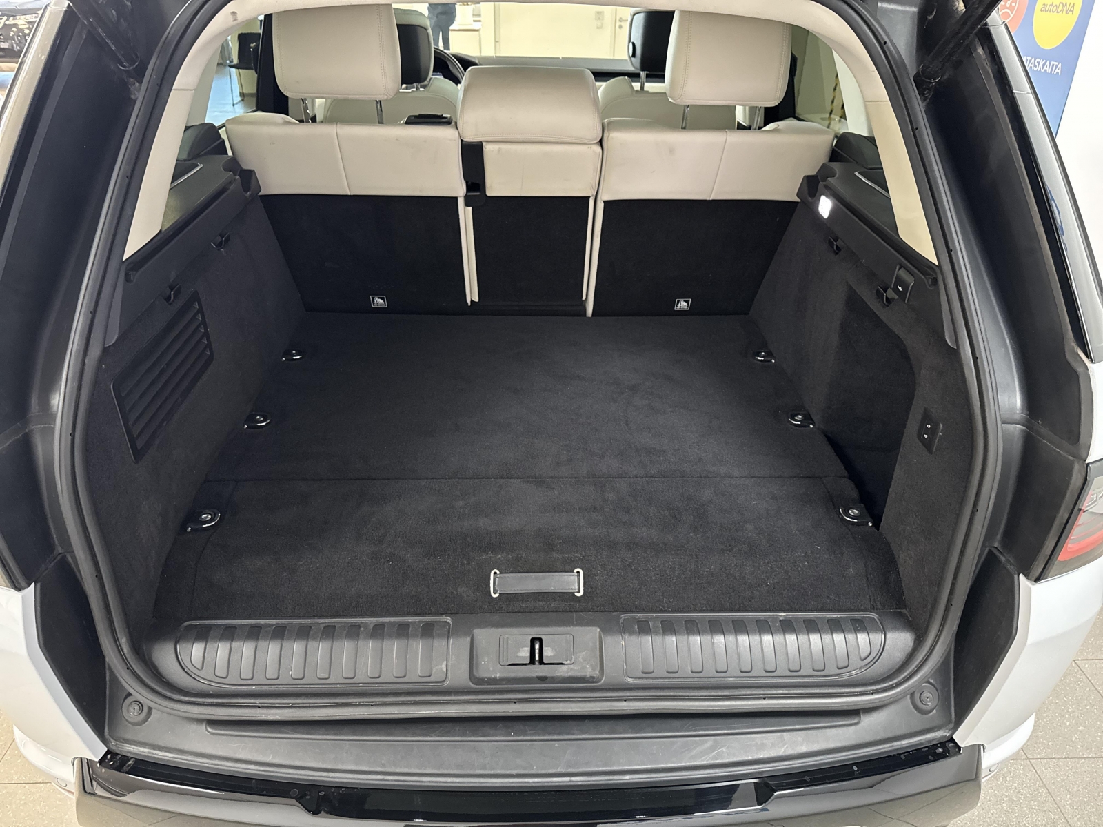 Land Rover Range Rover Sport P400e HSE Dynamic