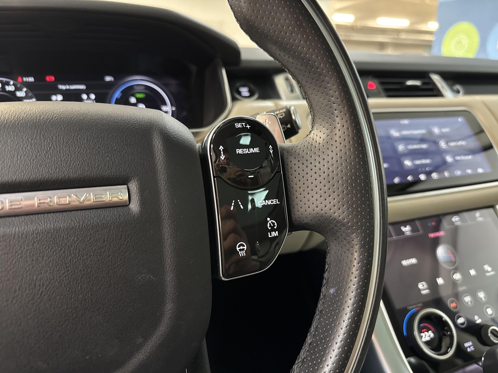 Land Rover Range Rover Sport P400e HSE Dynamic